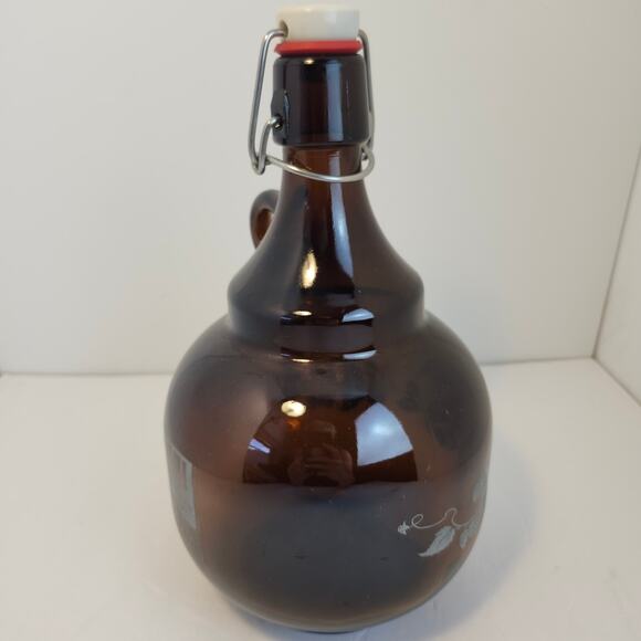 Stone Brewing Co 2 Liter Growler Glass Airtight Topper Brown Bottle Beer Empty - Picture 4 of 11